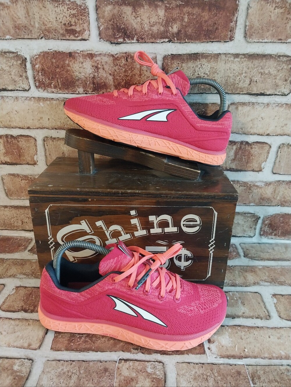 Pre-owned 2021 Altra Escalante 2.5